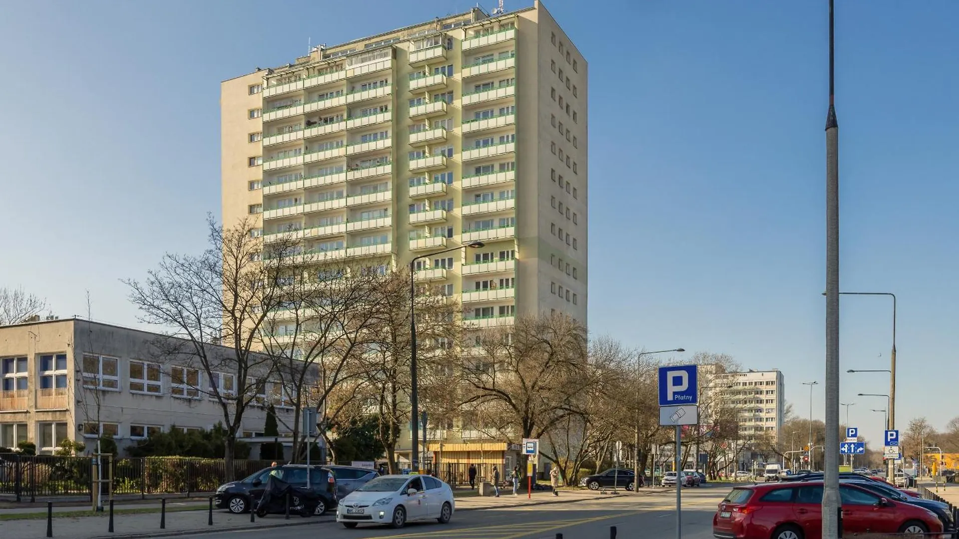 Autumn Apartment With Balcony And Two Bedrooms By Noclegi Renters Warschau